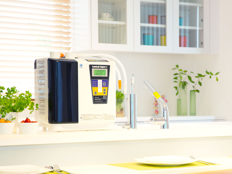 Máy tạo nước ion kiềm Kangen